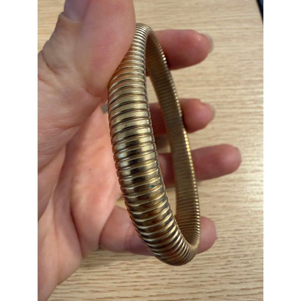 Vintage Gold Tone Omega Stretch Bangle Bracelet Ribbed‎ Flexible Tubogas Style